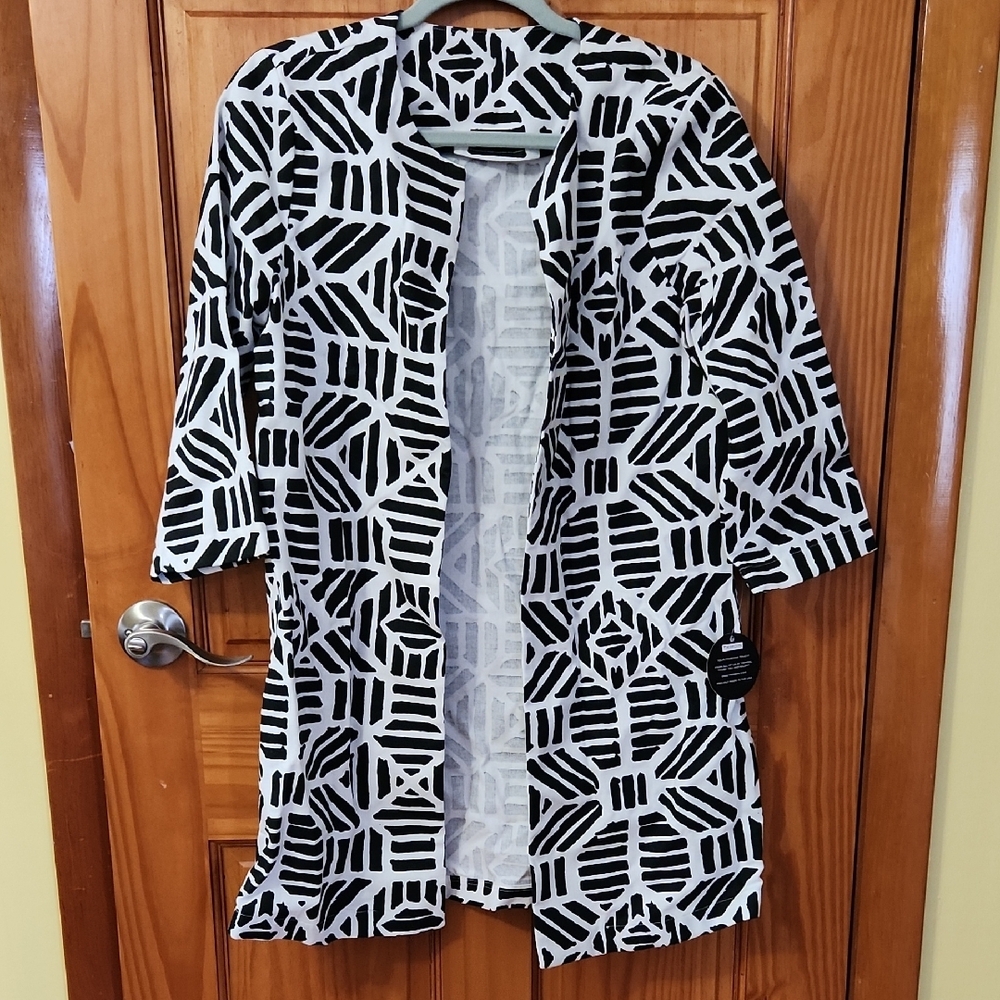 Trimdin Artisan Black and White Geometric Patterned Jacket